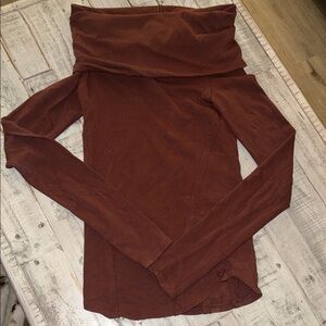 Free People Off-Shoulder Tee - Rust Brown